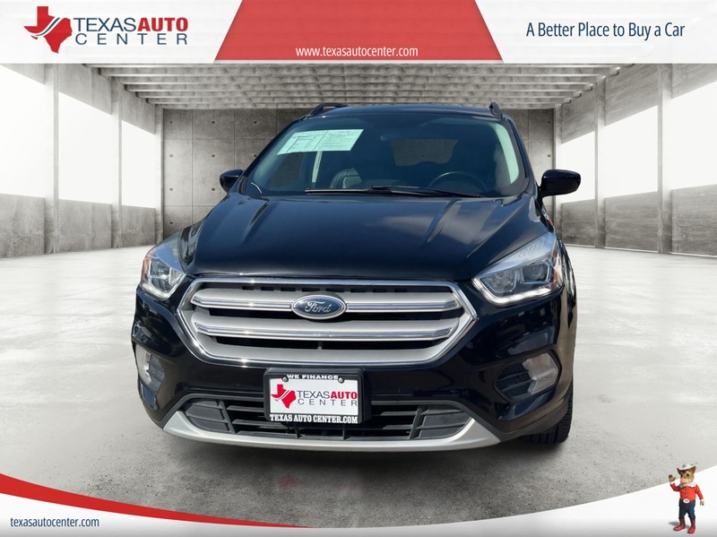 Ford Escape Vehicle Full-screen Gallery Image 03