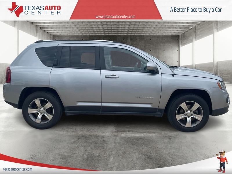 Jeep Compass Vehicle Full-screen Gallery Image 4