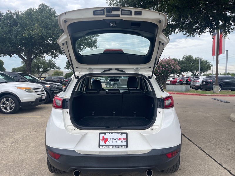 Mazda CX-3 Vehicle Full-screen Gallery Image 10