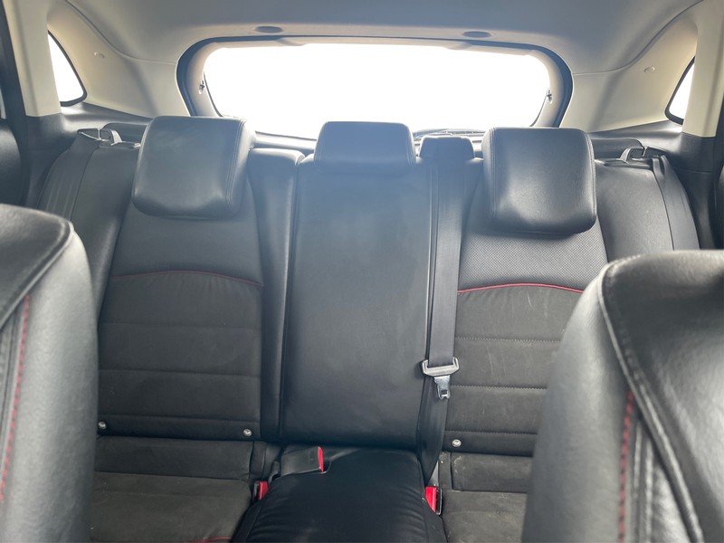 Mazda CX-3 Vehicle Full-screen Gallery Image 12