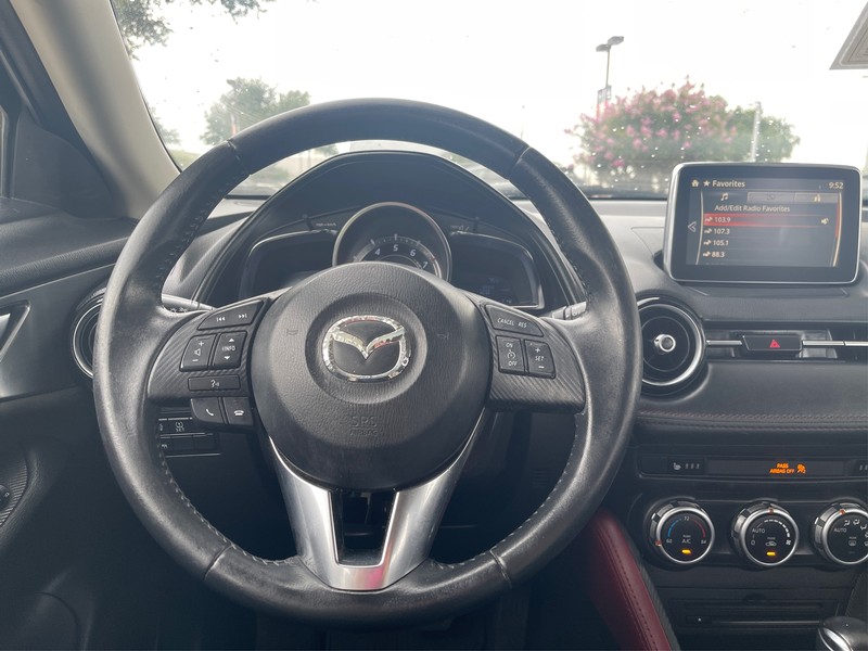 Mazda CX-3 Vehicle Full-screen Gallery Image 13
