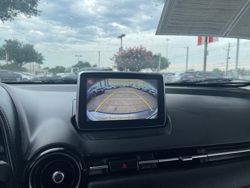 Mazda CX-3 Vehicle Full-screen Gallery Image 17