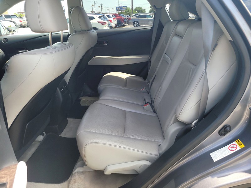 Lexus RX 350 Vehicle Full-screen Gallery Image 10