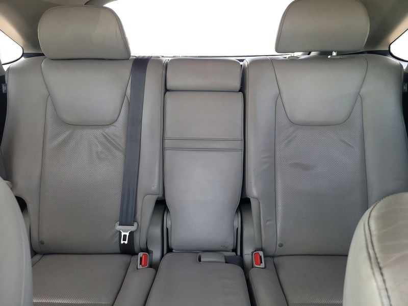 Lexus RX 350 Vehicle Full-screen Gallery Image 13