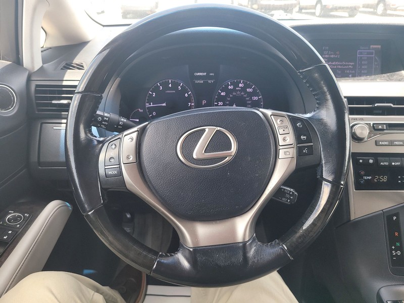 Lexus RX 350 Vehicle Full-screen Gallery Image 14