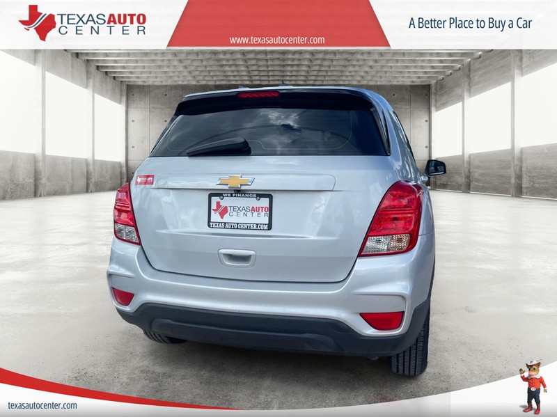 Chevrolet Trax Vehicle Full-screen Gallery Image 5