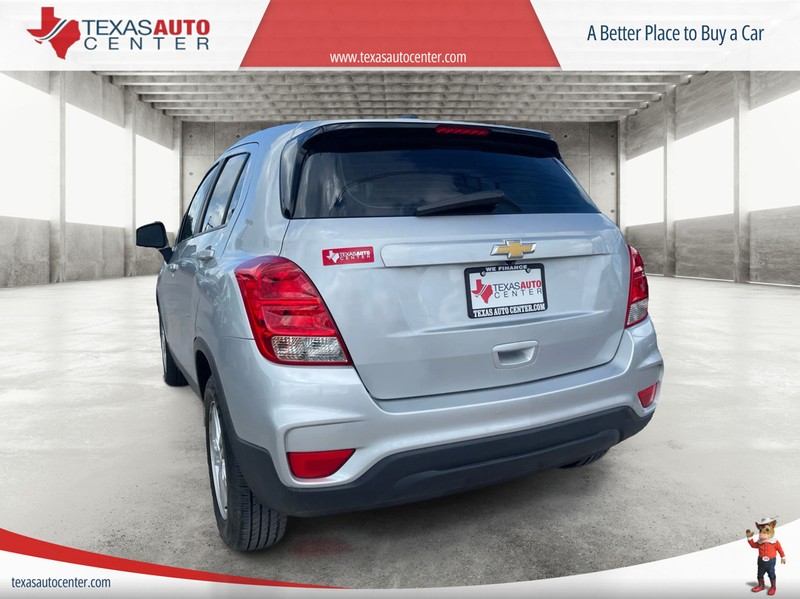 Chevrolet Trax Vehicle Full-screen Gallery Image 7