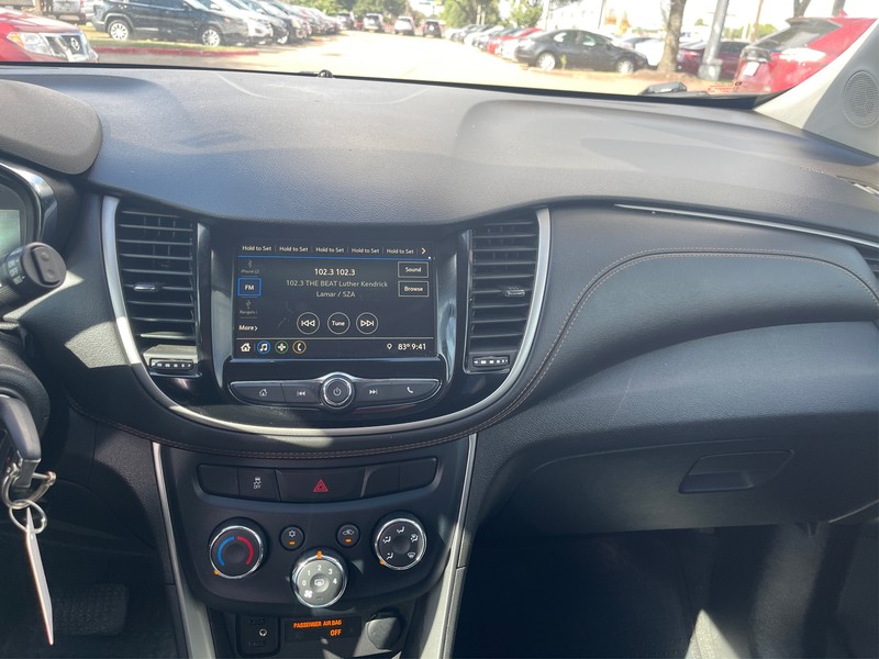 Chevrolet Trax Vehicle Full-screen Gallery Image 11