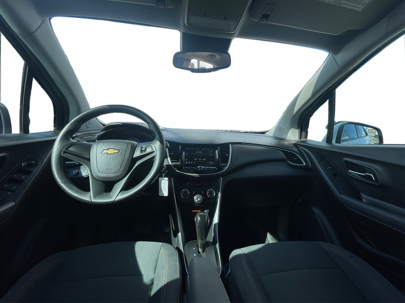 Chevrolet Trax Vehicle Full-screen Gallery Image 15