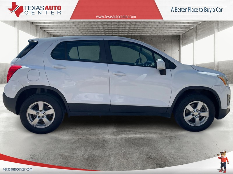 Chevrolet Trax Vehicle Full-screen Gallery Image 3