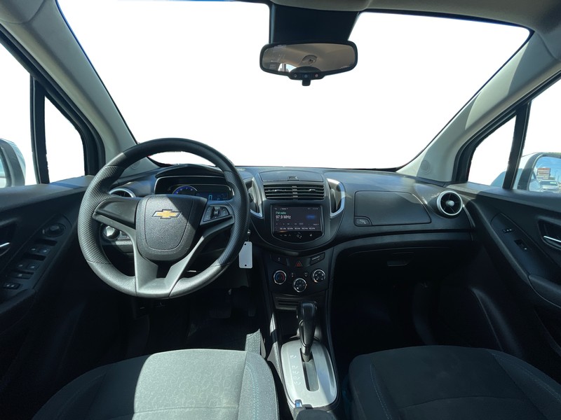 Chevrolet Trax Vehicle Full-screen Gallery Image 13