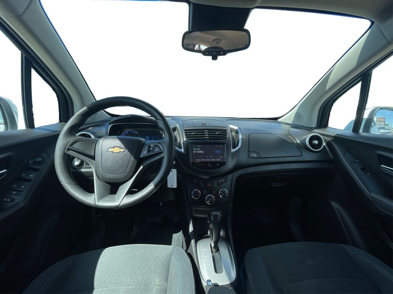 Chevrolet Trax Vehicle Full-screen Gallery Image 14