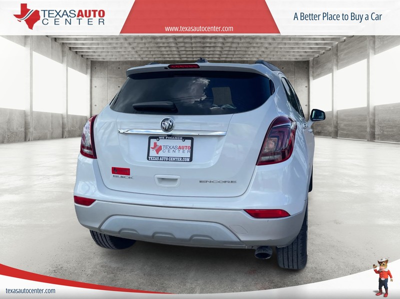 Buick Encore Vehicle Full-screen Gallery Image 5