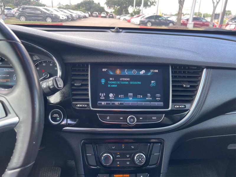 Buick Encore Vehicle Full-screen Gallery Image 11