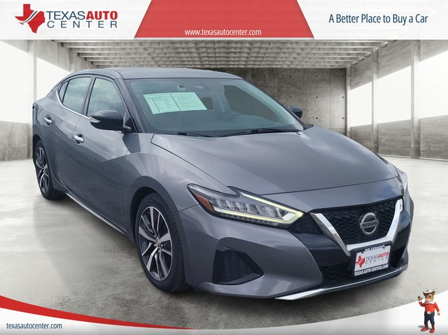 more details - nissan maxima