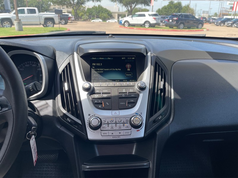 Chevrolet Equinox Vehicle Full-screen Gallery Image 11