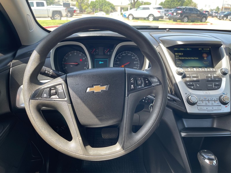 Chevrolet Equinox Vehicle Full-screen Gallery Image 13