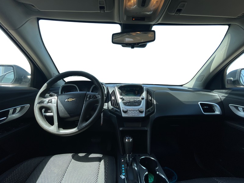 Chevrolet Equinox Vehicle Full-screen Gallery Image 14