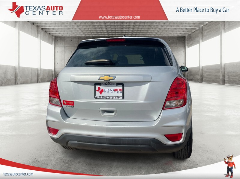 Chevrolet Trax Vehicle Full-screen Gallery Image 6