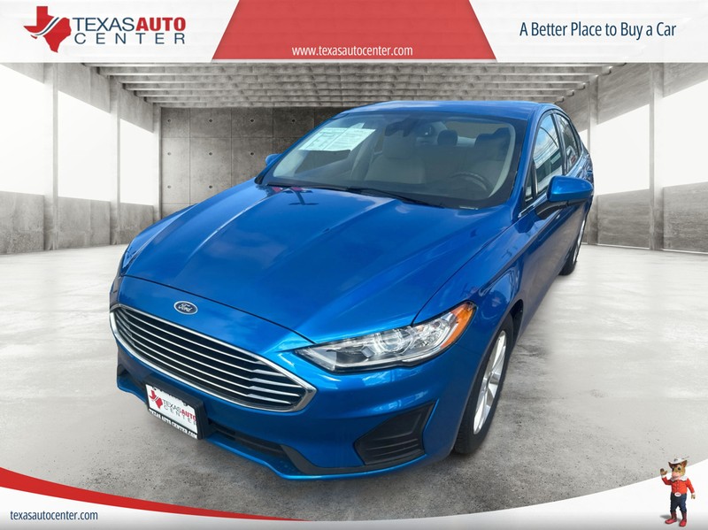 Ford Fusion Vehicle Full-screen Gallery Image 2