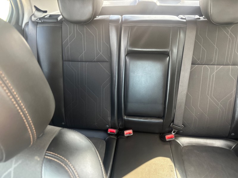 Chevrolet Trax Vehicle Full-screen Gallery Image 13