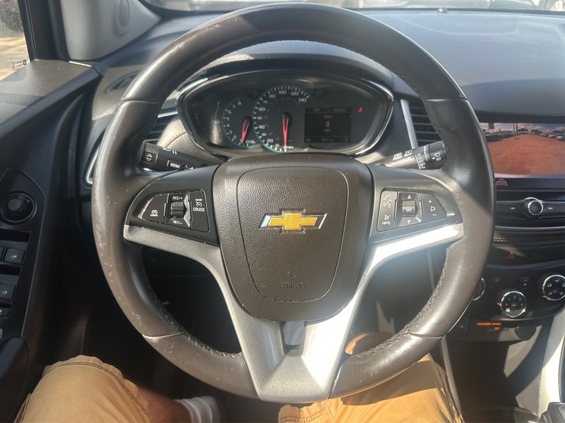 Chevrolet Trax Vehicle Full-screen Gallery Image 14