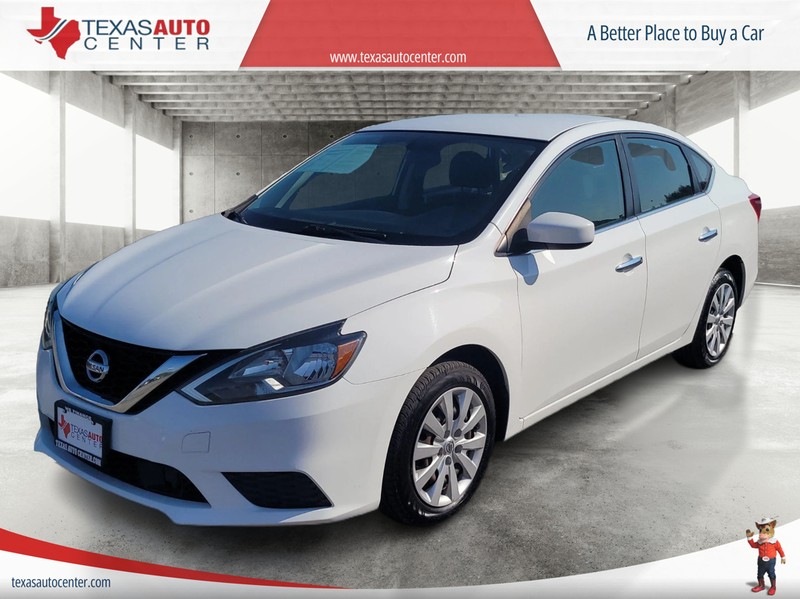 Nissan Sentra Vehicle Full-screen Gallery Image 2