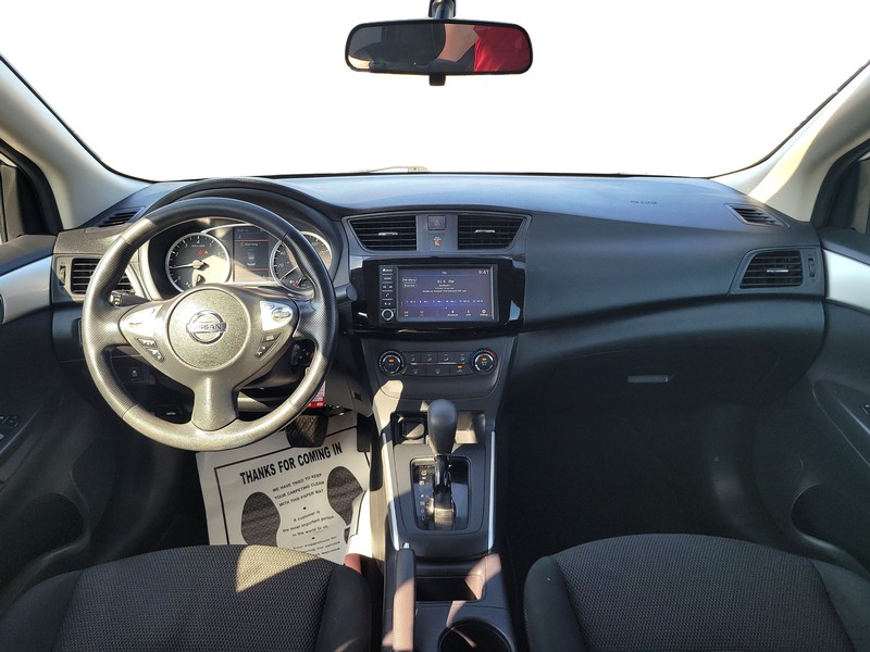 Nissan Sentra Vehicle Full-screen Gallery Image 14