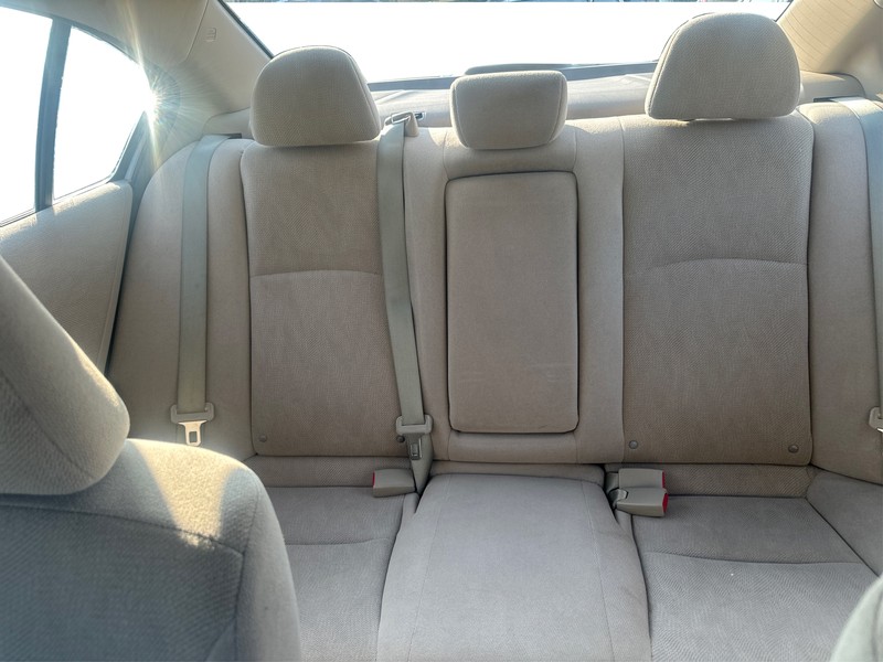 Honda Accord Vehicle Full-screen Gallery Image 13