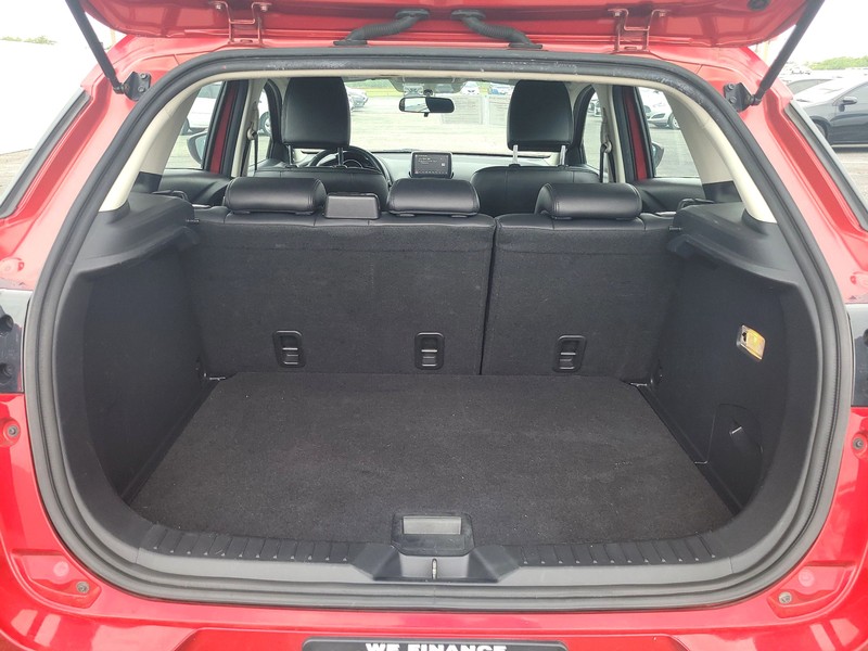 Mazda CX-3 Vehicle Full-screen Gallery Image 11