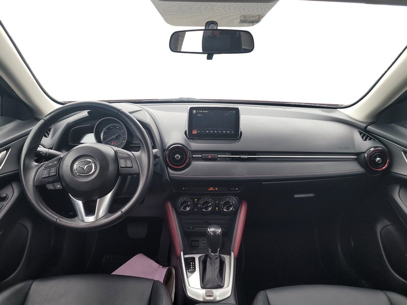 Mazda CX-3 Vehicle Full-screen Gallery Image 17