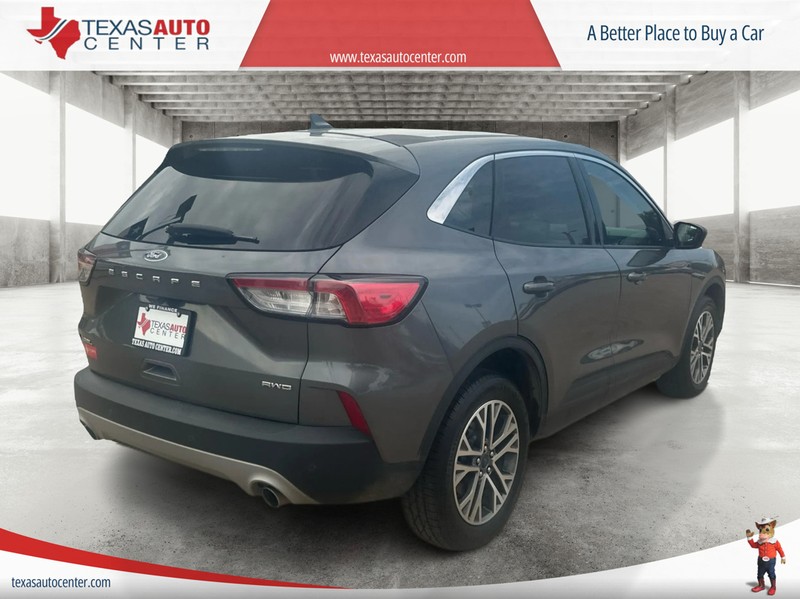 Ford Escape Vehicle Full-screen Gallery Image 7