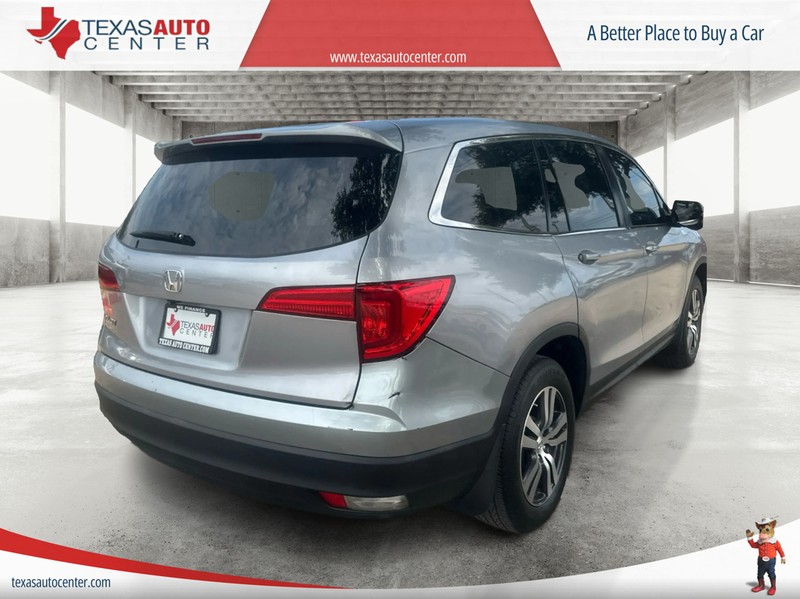 Honda Pilot Vehicle Full-screen Gallery Image 7