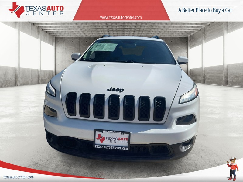 Jeep Cherokee Vehicle Full-screen Gallery Image 3