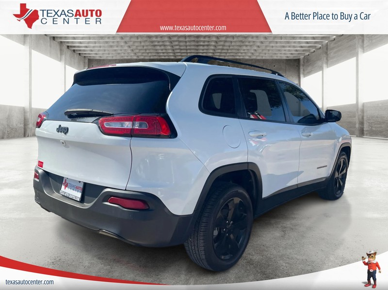 Jeep Cherokee Vehicle Full-screen Gallery Image 6