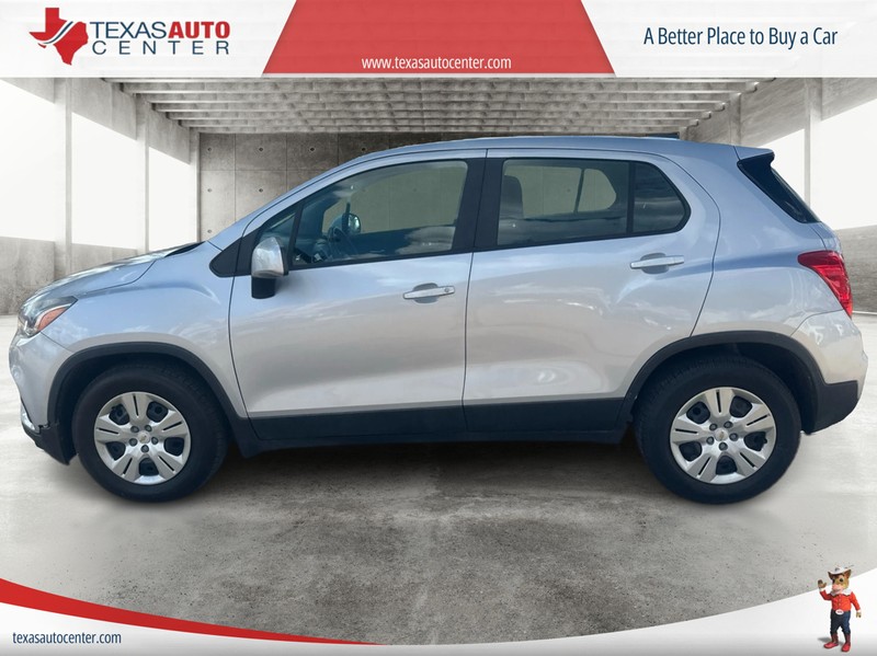 Chevrolet Trax Vehicle Full-screen Gallery Image 05