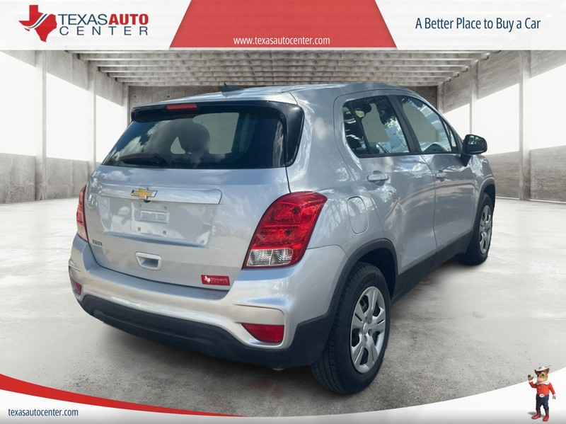 Chevrolet Trax Vehicle Full-screen Gallery Image 07