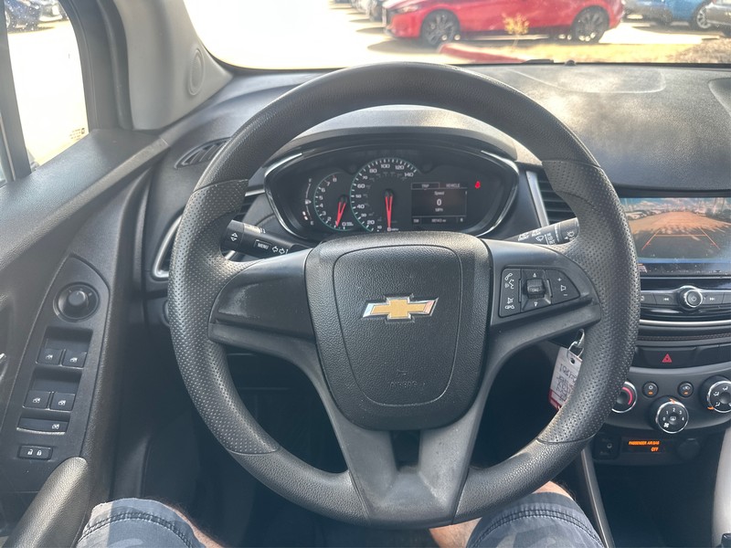 Chevrolet Trax Vehicle Full-screen Gallery Image 14