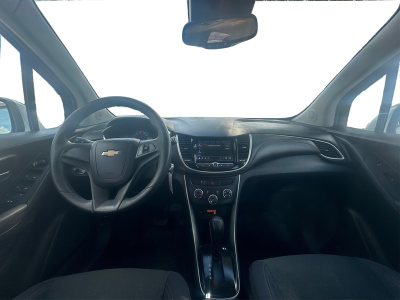 Chevrolet Trax Vehicle Full-screen Gallery Image 16