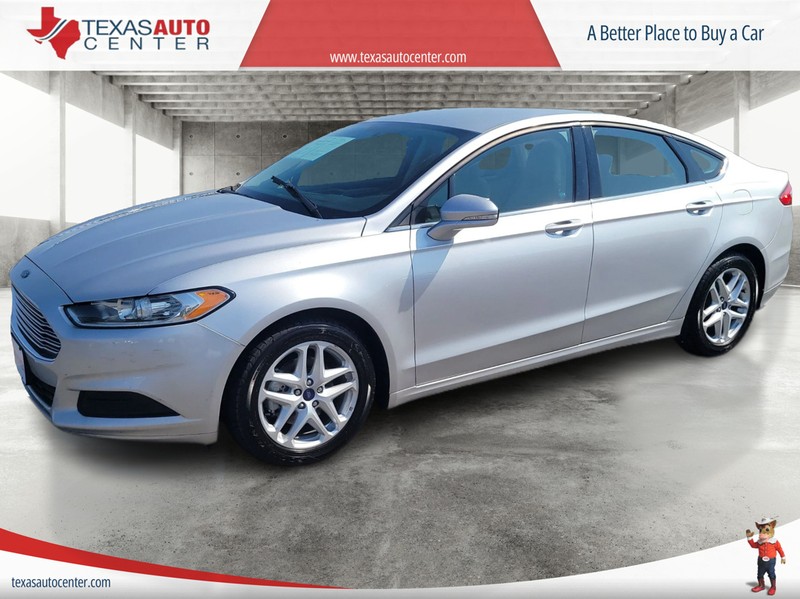 Ford Fusion Vehicle Full-screen Gallery Image 04