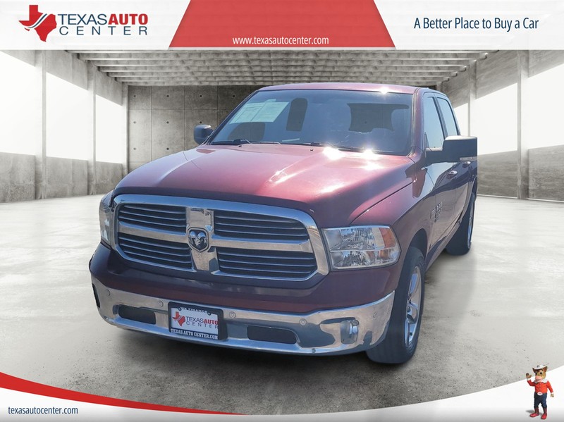 Ram 1500 Classic Vehicle Full-screen Gallery Image 2