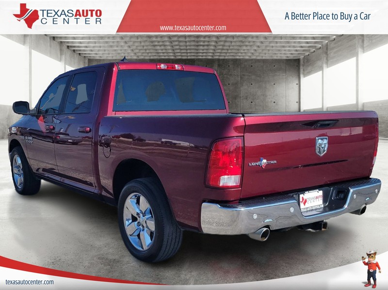 Ram 1500 Classic Vehicle Full-screen Gallery Image 8