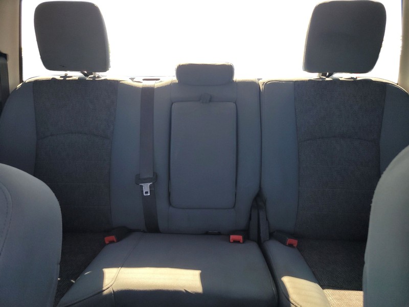 Ram 1500 Classic Vehicle Full-screen Gallery Image 12