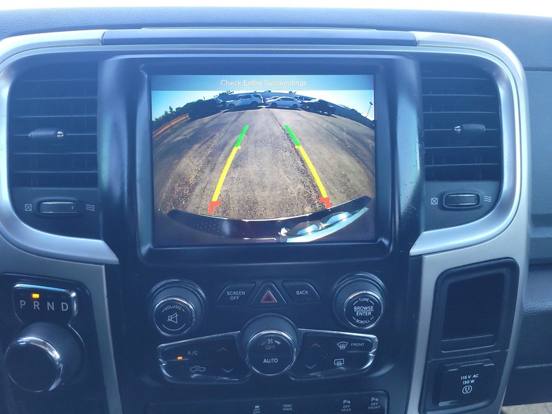 Ram 1500 Classic Vehicle Full-screen Gallery Image 16