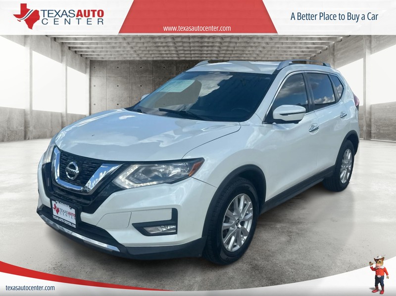 Nissan Rogue Vehicle Full-screen Gallery Image 2