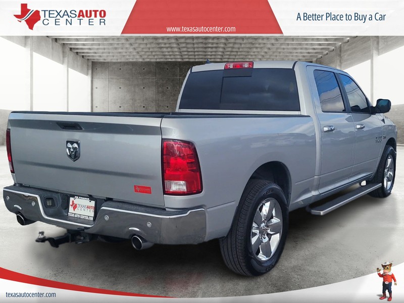 Ram 1500 Vehicle Full-screen Gallery Image 6