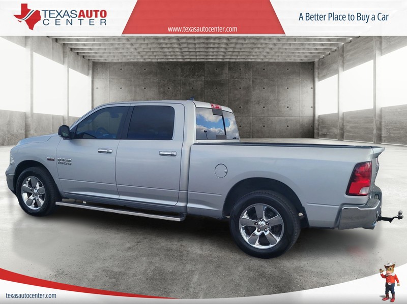 Ram 1500 Vehicle Full-screen Gallery Image 7