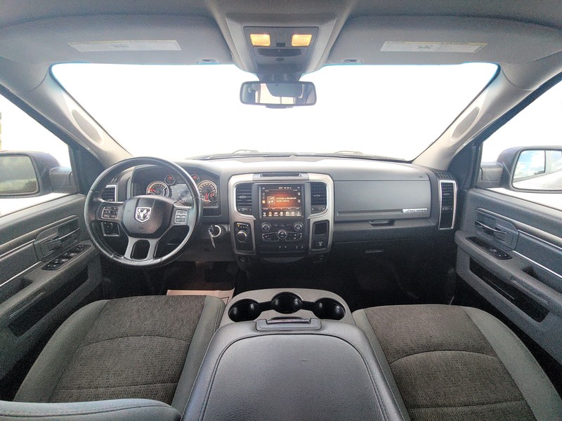 Ram 1500 Vehicle Full-screen Gallery Image 13
