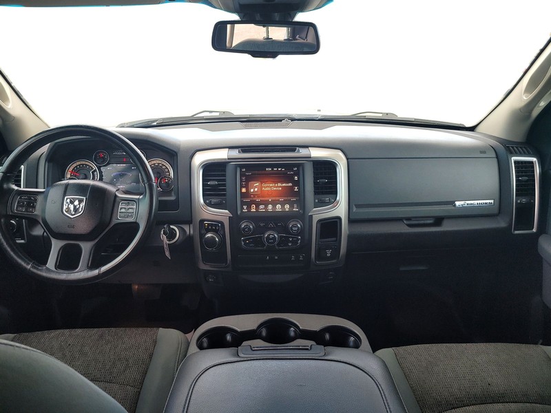 Ram 1500 Vehicle Full-screen Gallery Image 14