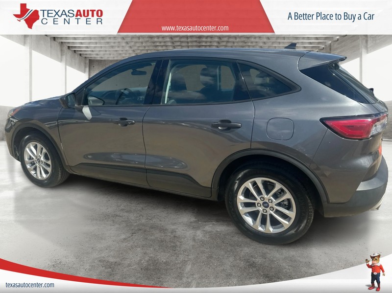 Ford Escape Vehicle Full-screen Gallery Image 5